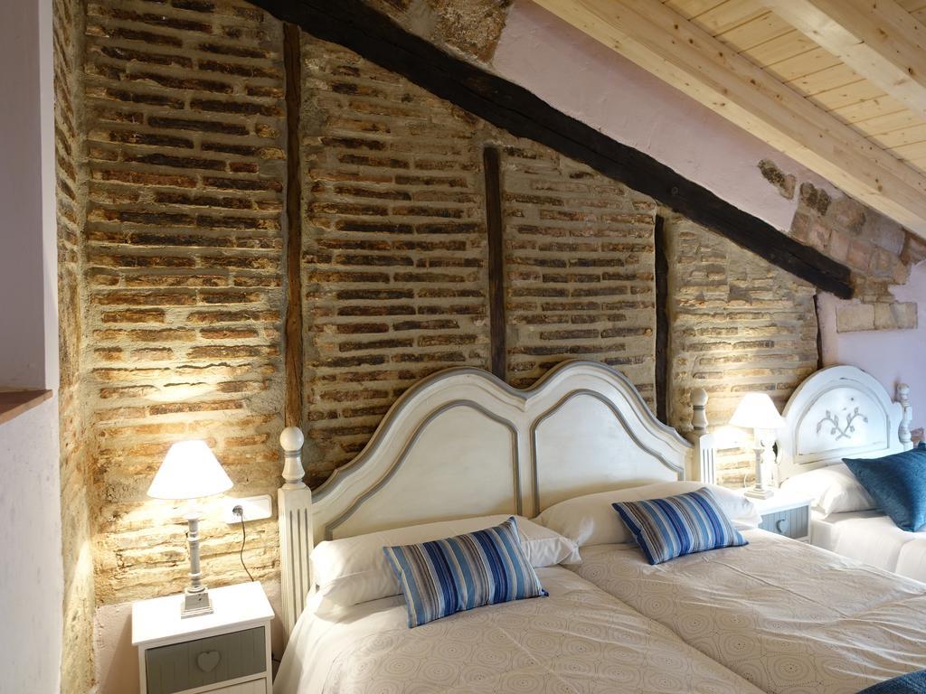 Apartamentos La Dama Azul Агреда Номер фото